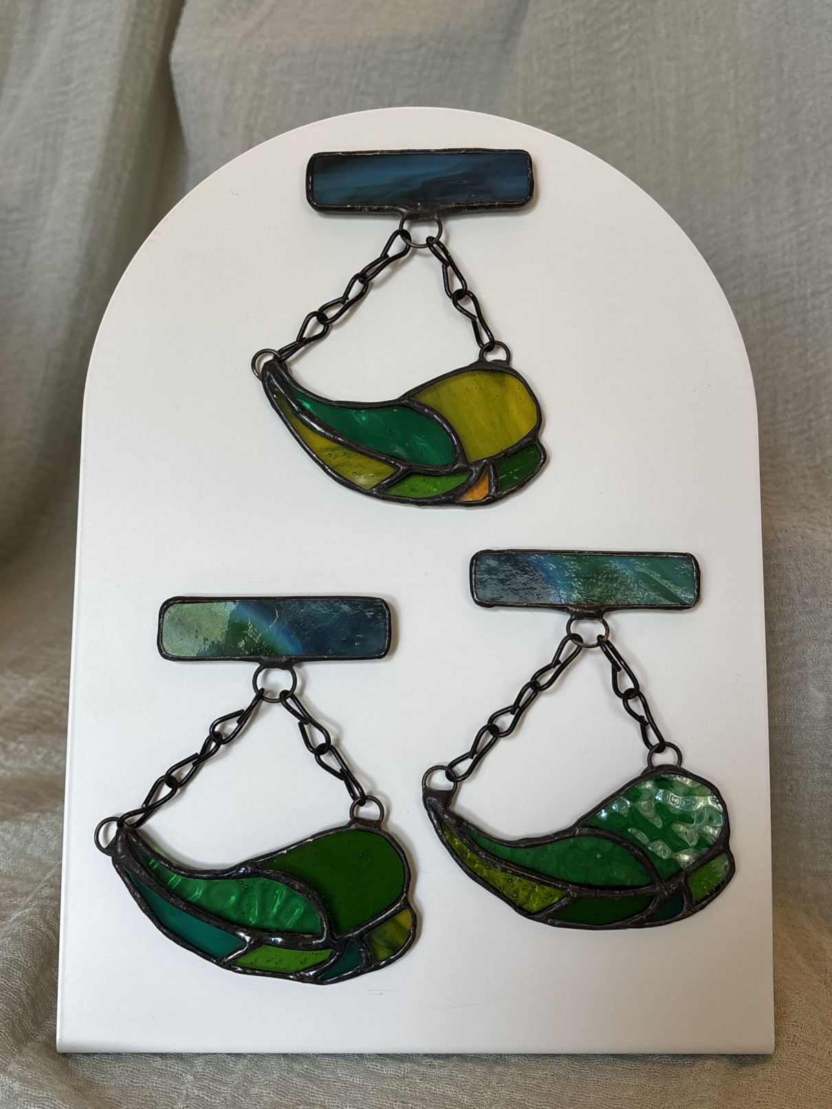 Leaf magnets